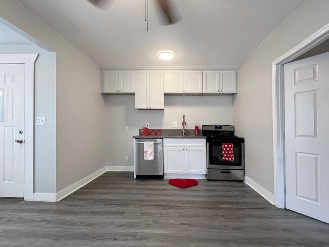1239 E Florida St Unit 1247