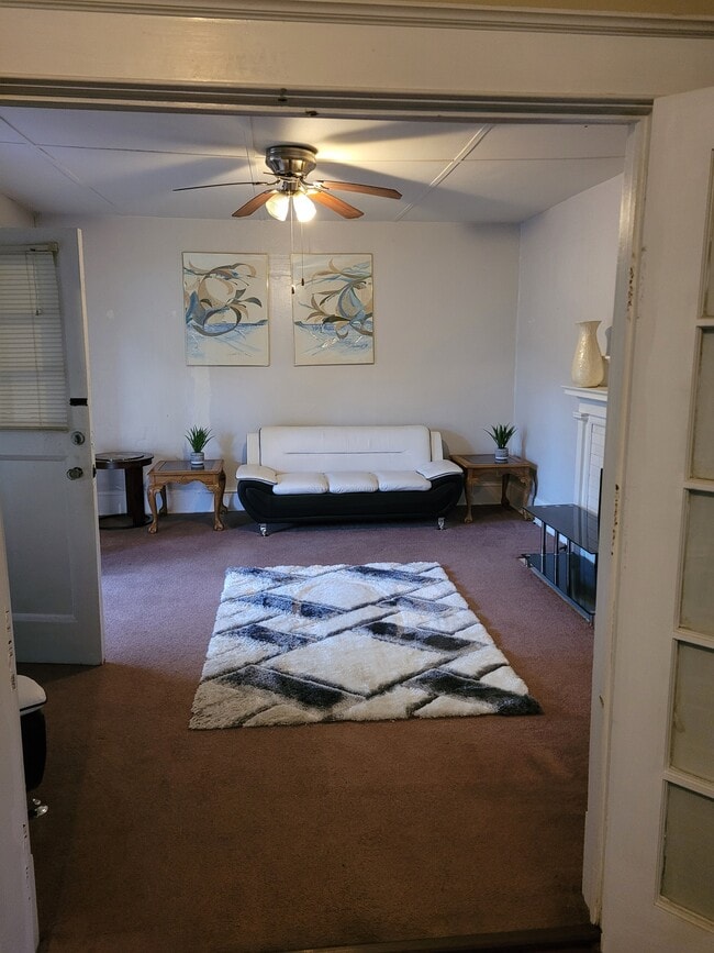 Building Photo - 2763 Vineville Ave Unit Side B Rental