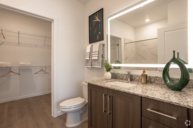 2BD,2BA - 1130SF
