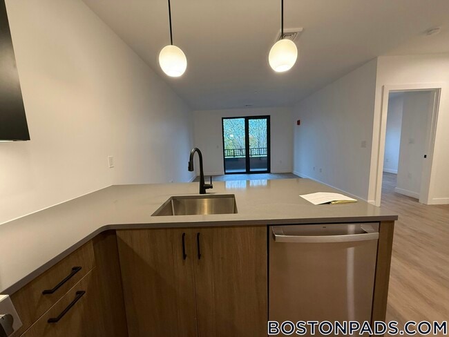 Building Photo - 199 Gardner St