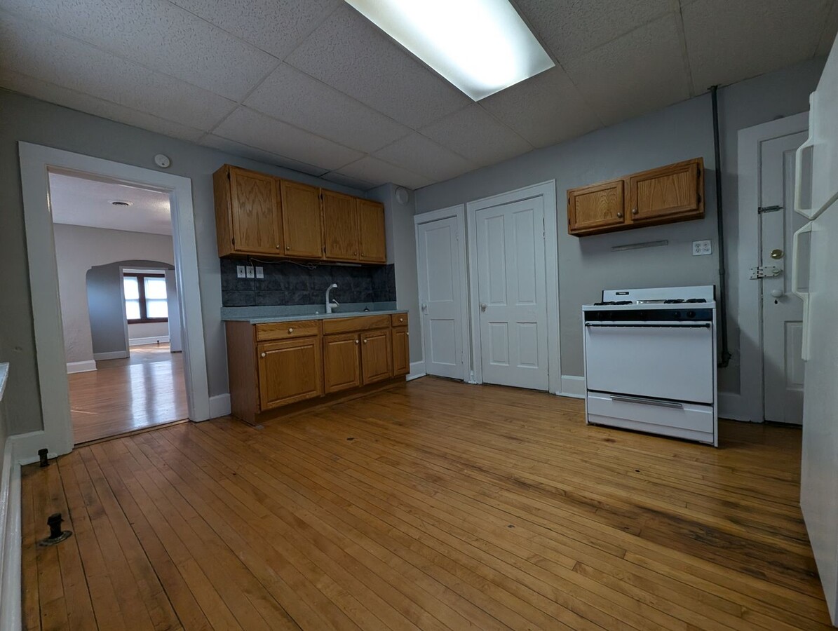 Photo - 1650 N Arlington Pl Apartment Unit B