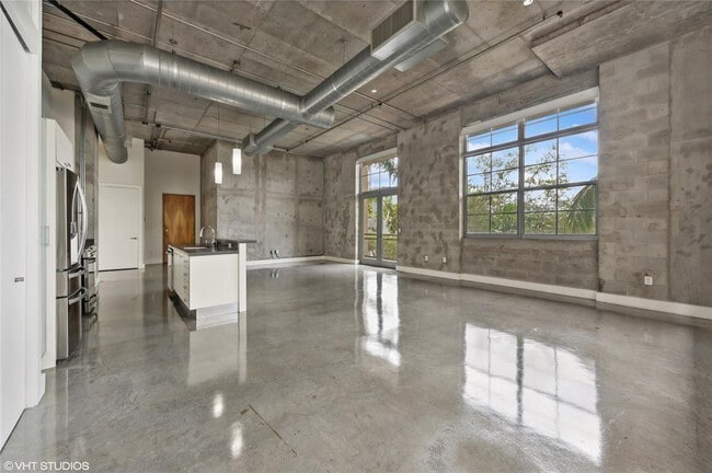 Photo - 434 NW 1st Ave Unit 302