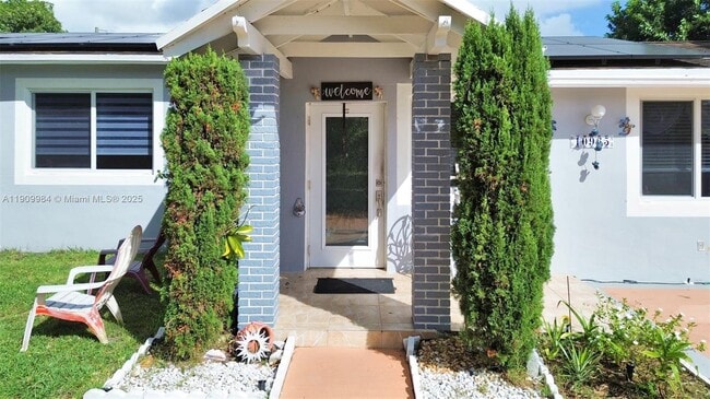 Photo - 10965 SW 116th St