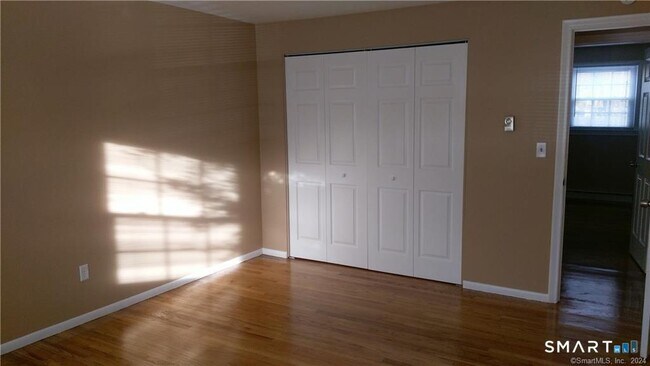 Photo - 262 Robin Ct Unit A