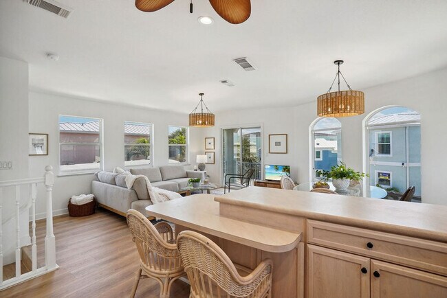 Photo - 1205 Nettles Blvd Unidad SI ID1537505P