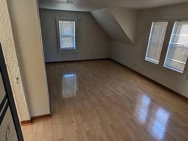 Photo - 4176 S 4th St Unit Upper