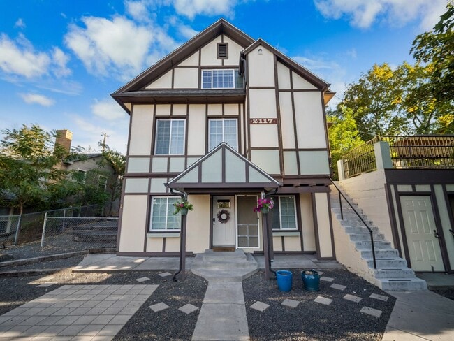 Building Photo - Cozy 2-Bed/1-Bath in Historic Browne’s Add... Rental