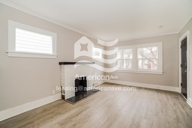 Photo - 1736 Mansfield Rd