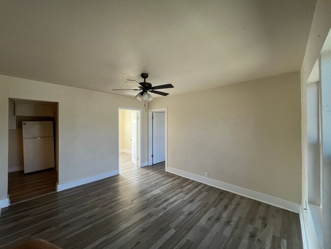 Photo - BILLS PAID! SOUTHSIDE APARTMENT