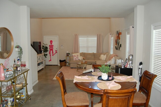 Photo - 3102 Green St