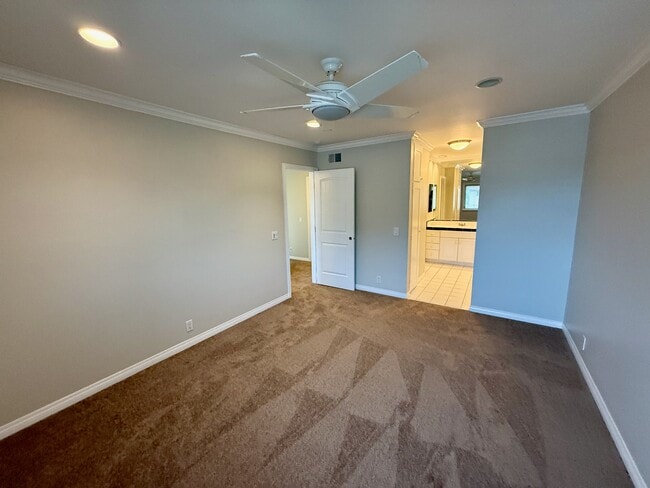 Photo - 17070 Los Modelos St