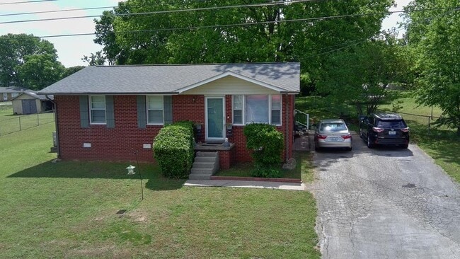 Photo - 204 Crest Dr