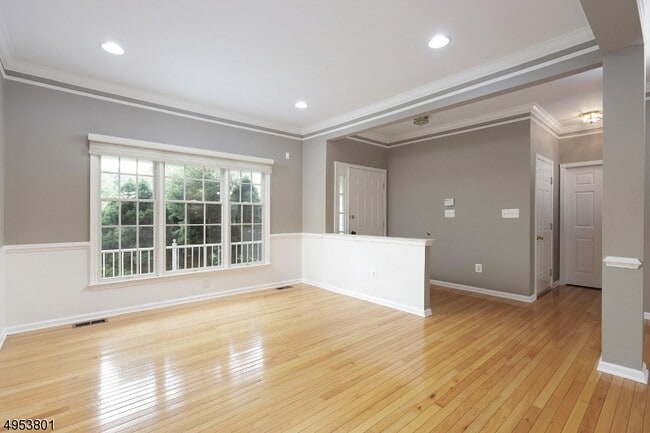Photo - 240 Patriot Hill Dr