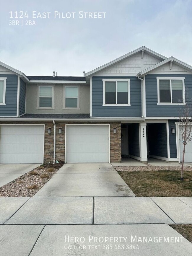 Building Photo - 1124 E Pilot St