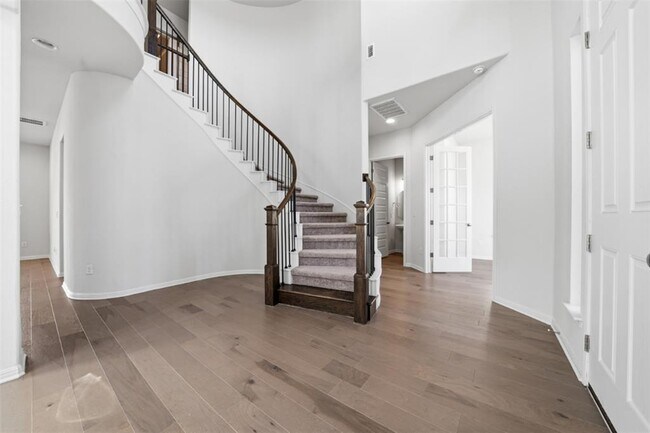 Photo - 478 Eclipse Dr