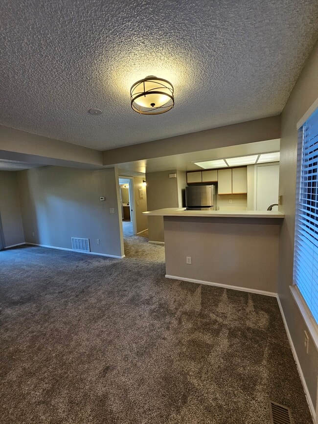 Photo - 945 Moorings Dr