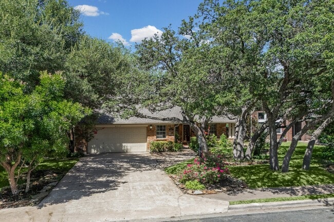 Photo - 8417 Cornerwood Dr