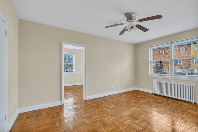 Photo - 1811 Irving Street