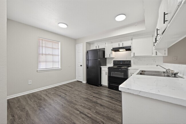 Photo - 427 Hollyvale Dr Unit 20
