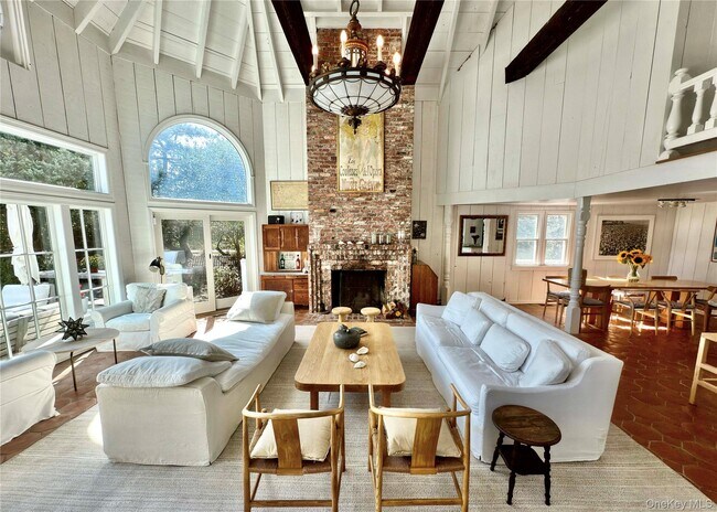 Photo - 162 Dune Rd