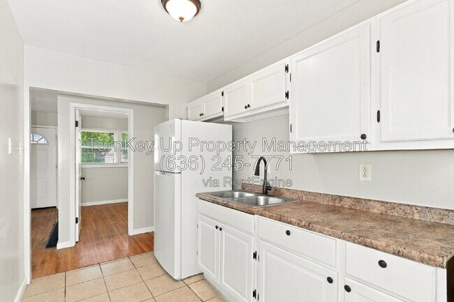 312 Banff Cir