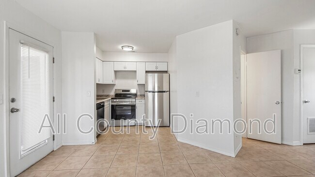 Photo - 4114 Holiday Dr Unidad 7