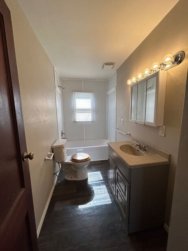 Photo - 3 Bedroom w/ A Bonus Room