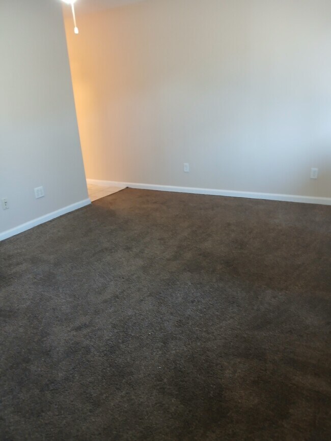 Photo - 510 S Poplar St