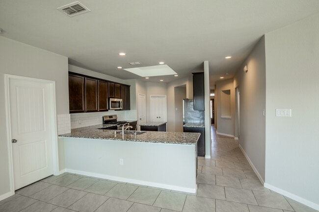 Building Photo - 1407 Wheatland Terrace Ln