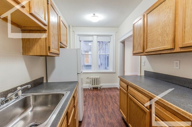 Photo - Spacious 1-Bedroom, Bright Unit in Fenway