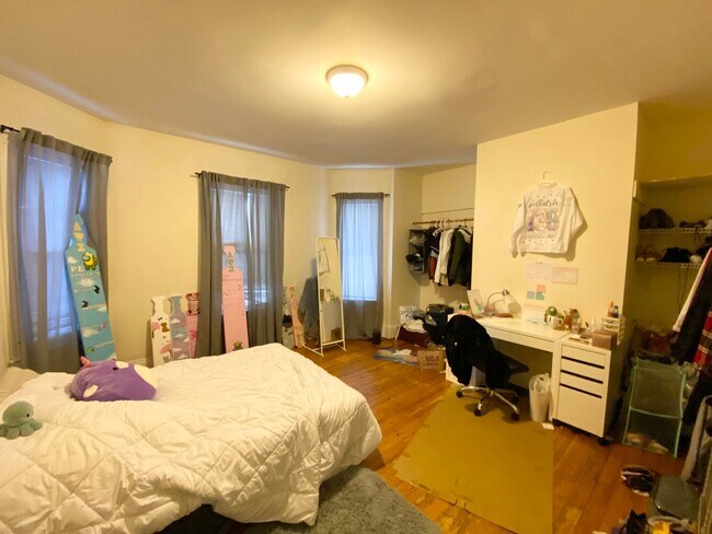 Photo - Calumet Street in Mission Hill - 4Bed Modern $5600