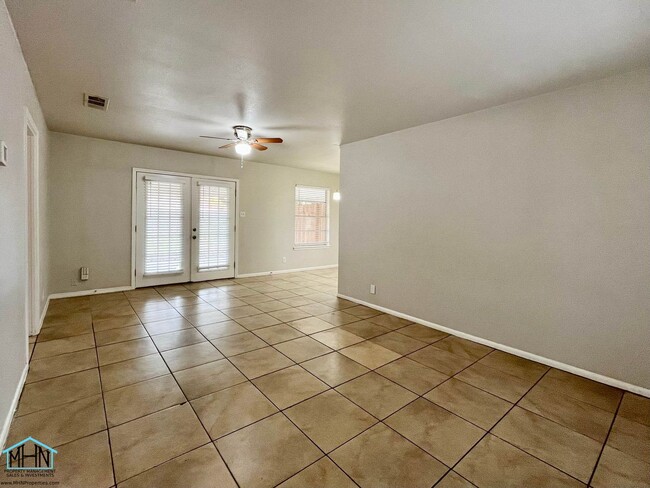 Photo - Bright and Airy Duplex in Harmony Hills, just blocks away from West Ave, Blanco Rd and NW Military!