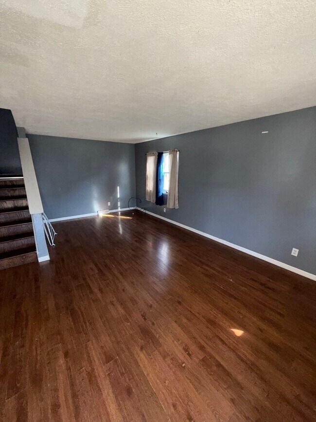 Photo - 1722 Nixon Ct