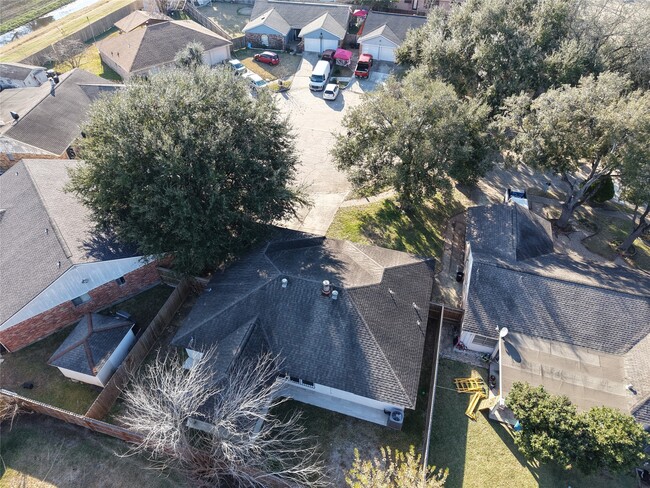 Photo - 1310 Goswell Ln