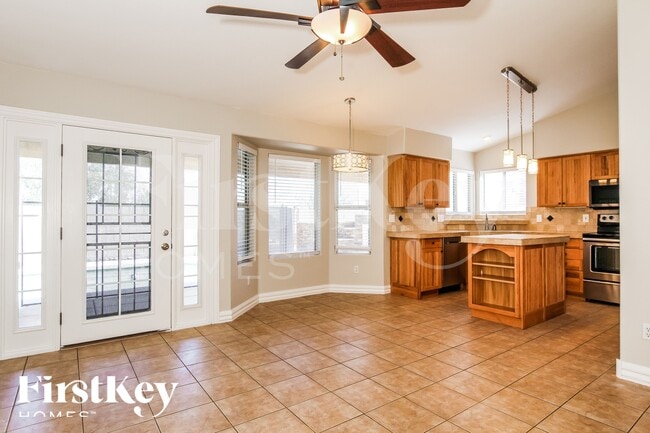 Photo - 15077 N 85th Ave