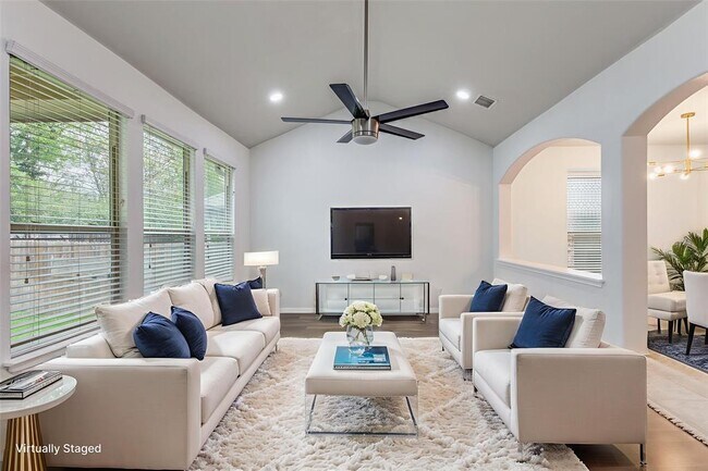 Photo - 10805 Owyhee Vw