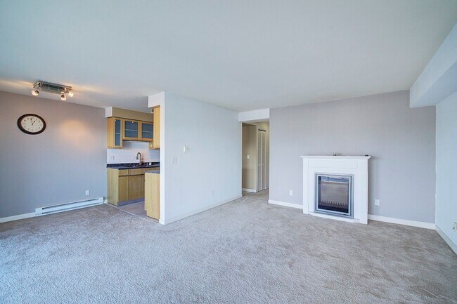Photo - 2bd/1.75ba Bellevue Condo Unidad 307