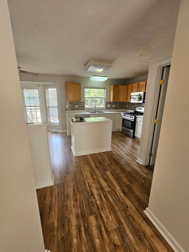 Photo - 5308 Castlestone Dr