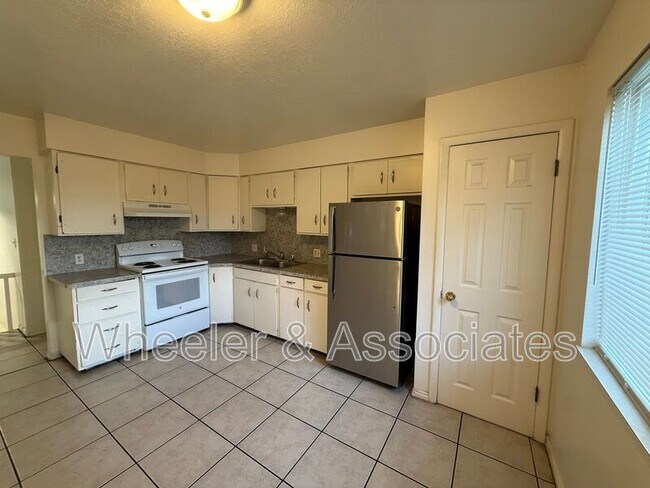 Photo - 4083 S Porter Ave
