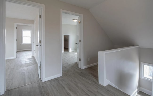 Photo - 18708 Arrowhead Ave