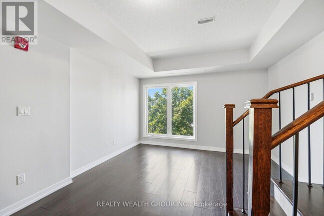 Photo - 2059 Weston Rd