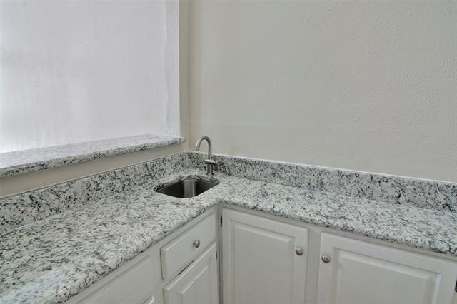 Photo - 2015 Whippoorwill Ln