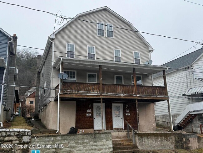Photo - 34 Arch St
