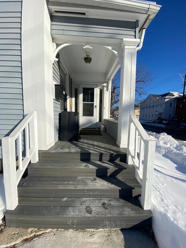 Photo - 15 Weston St