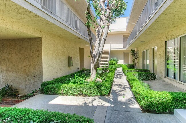 Photo - 1628 S Westgate Ave