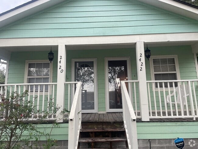 Building Photo - 2422 Dublin St Rental
