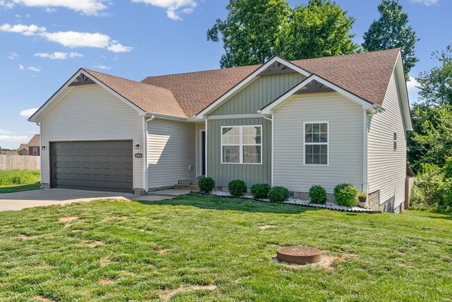 Photo - 1064 Charles Thomas Dr