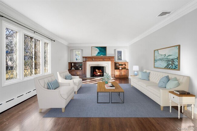 Photo - 22 Verdun Ave