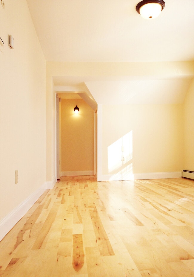 Building Photo - 50 North St Unit APT B