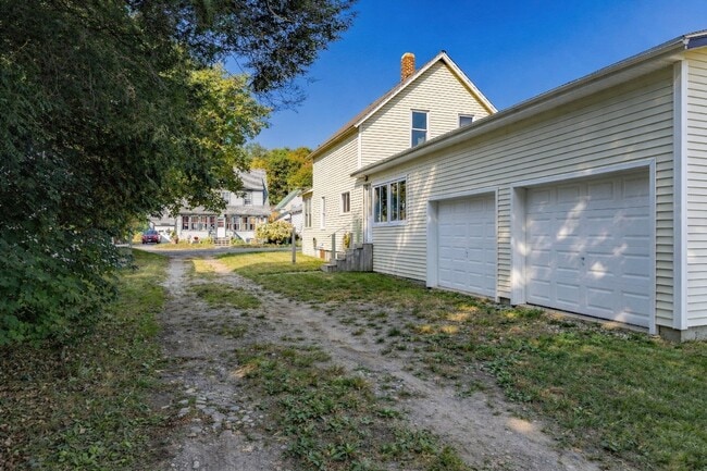 Photo - 479 Aroostook Ave